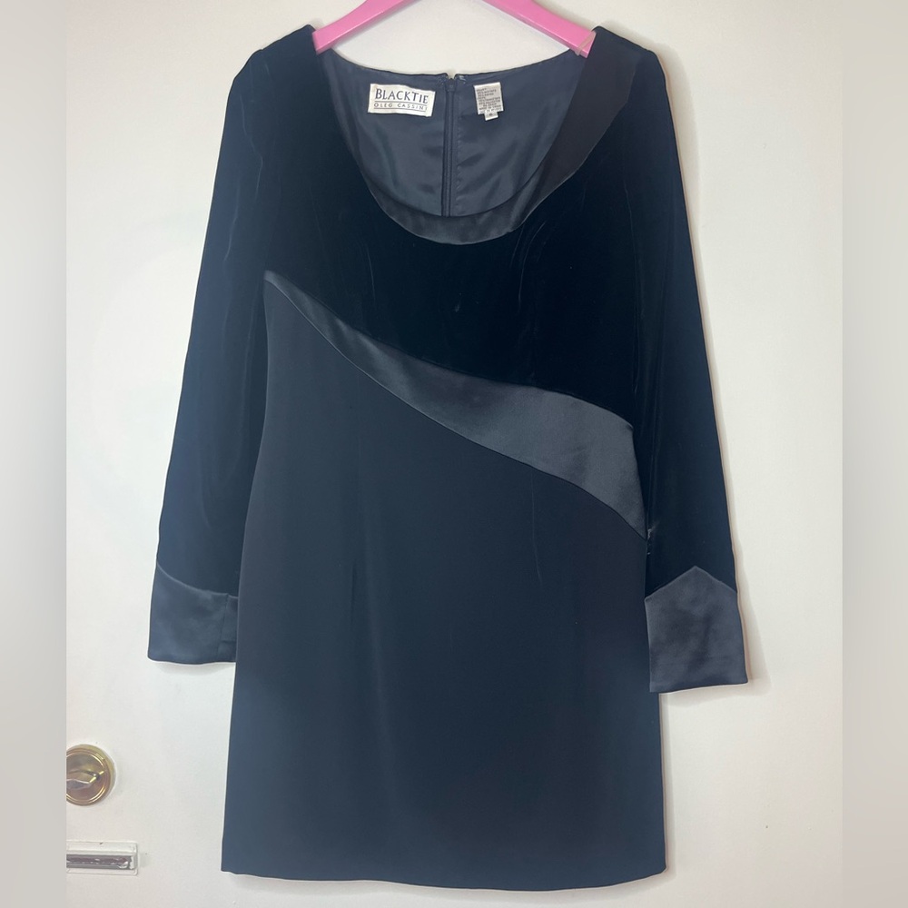 Black Tie by Oleg Cassini vintage 90s velvet long sleeve dress 6 S M